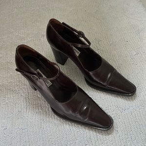 Giorgio Armani Le Collezioni Mary Jane 3” heels